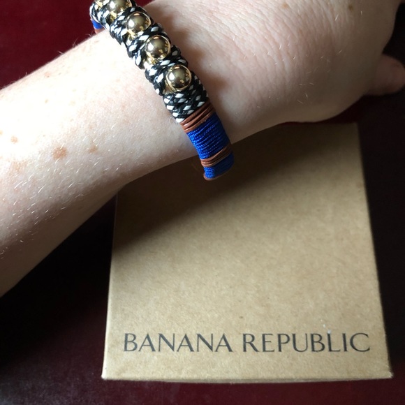 Banana Republic- Bracelet - Picture 2 of 6